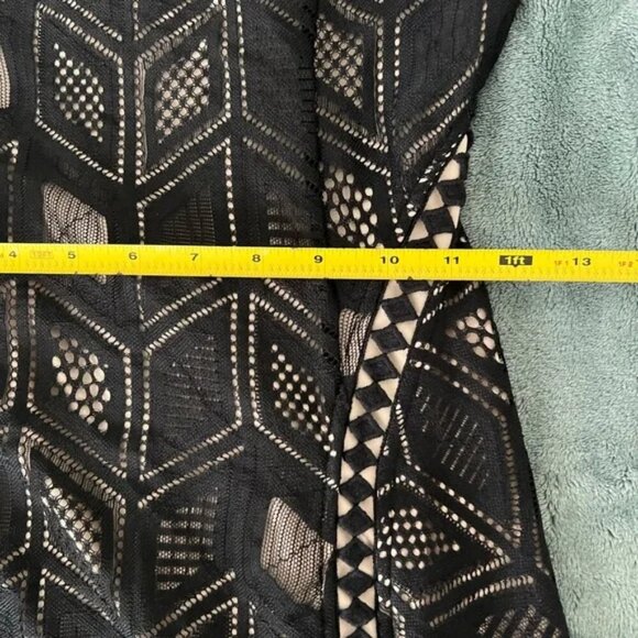 GUESS Gigi Hadid Black Lace Maxi Dress | Sunset Geo Print | Size 2 | Prom Dress - Picture 7 of 7